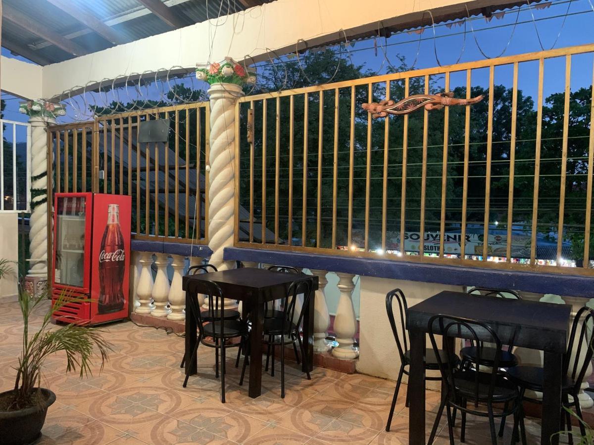 !Que Tuanis! Hotel Playas del Coco ภายนอก รูปภาพ